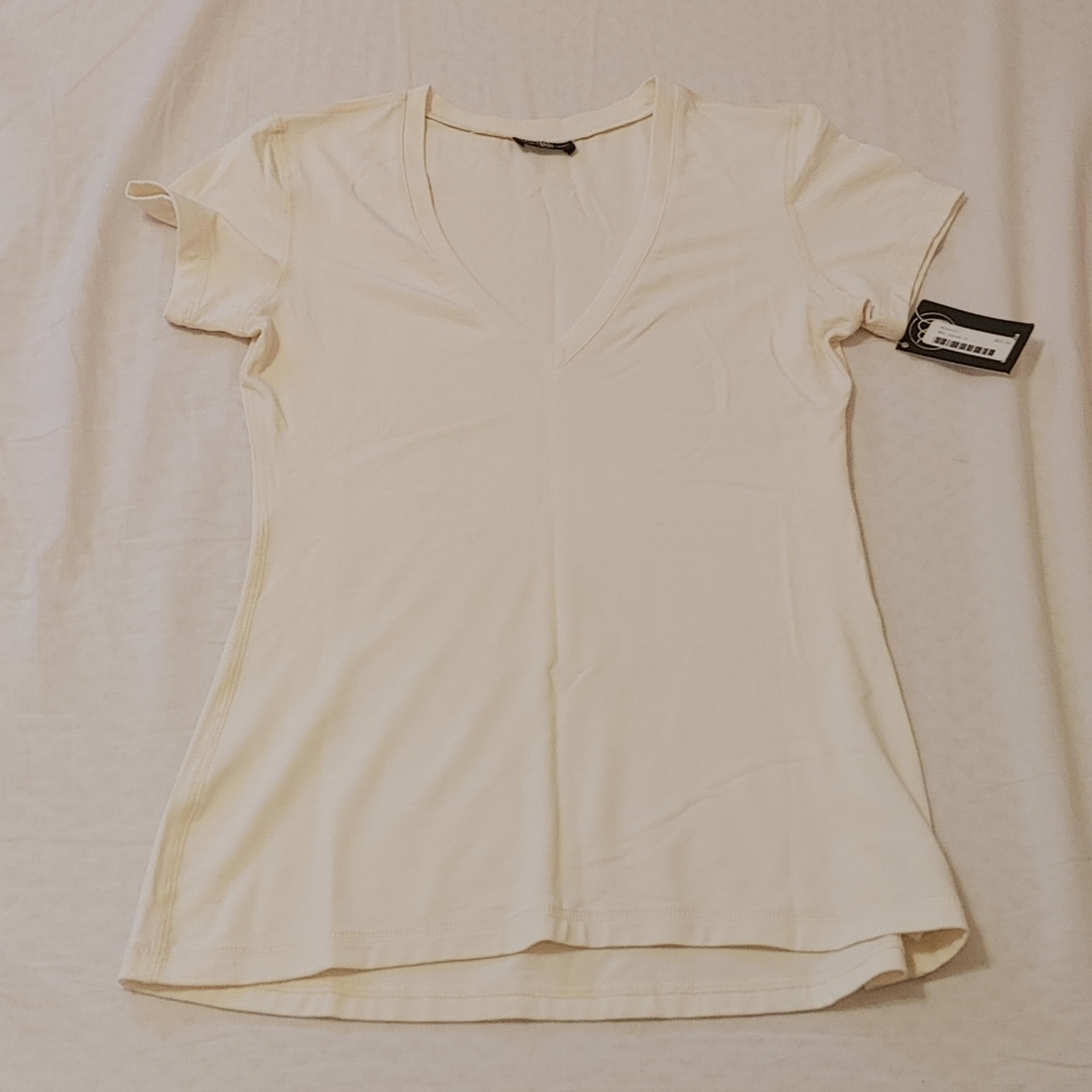 BNWT Miik rayon from bamboo cream basic t shirt